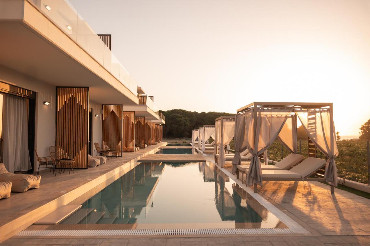 Salt Boutique Hotel Palouki Екстериор снимка