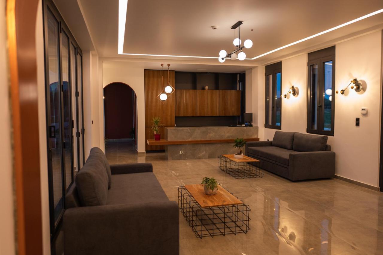 Salt Boutique Hotel Palouki Екстериор снимка