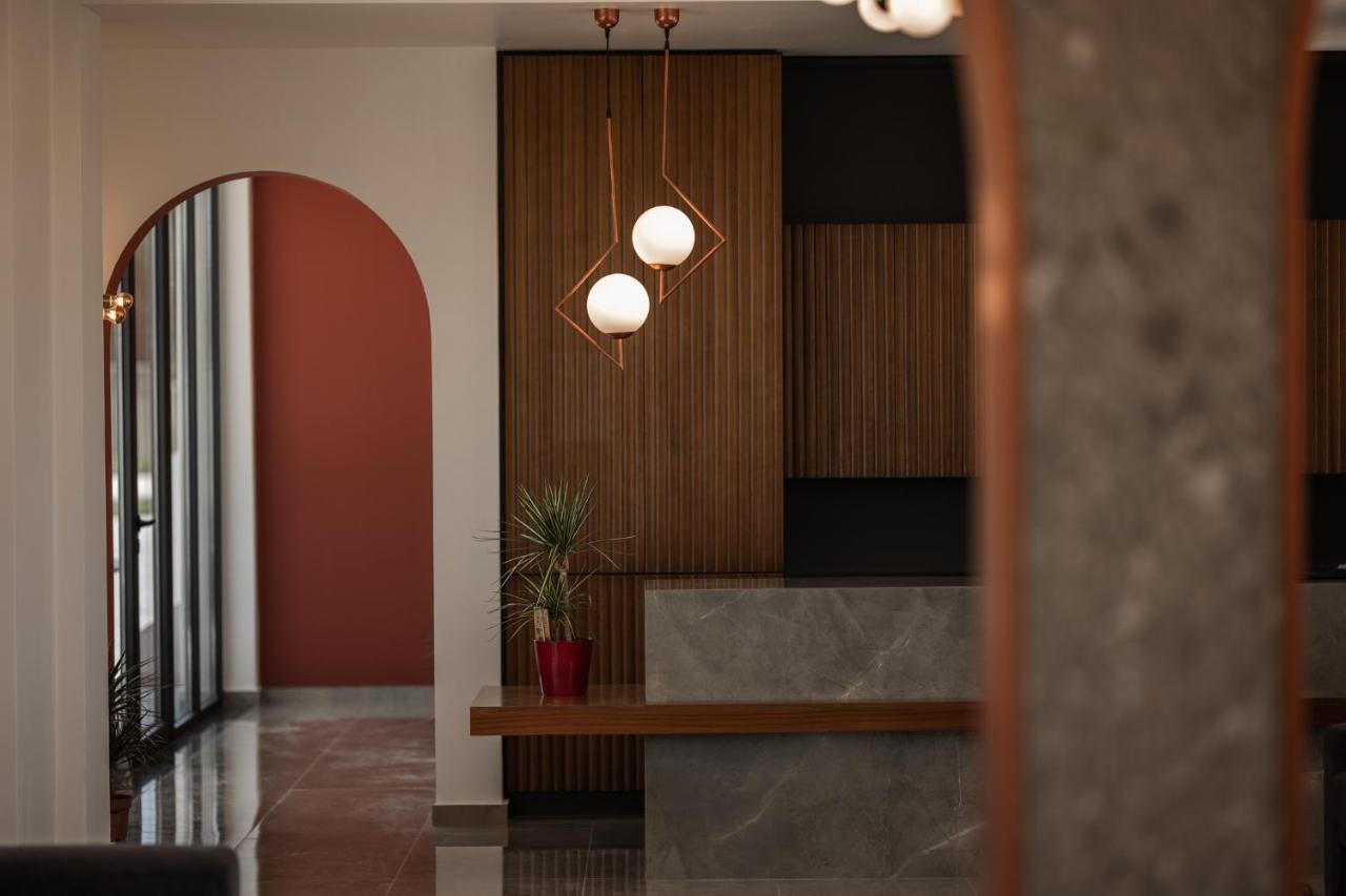 Salt Boutique Hotel Palouki Екстериор снимка