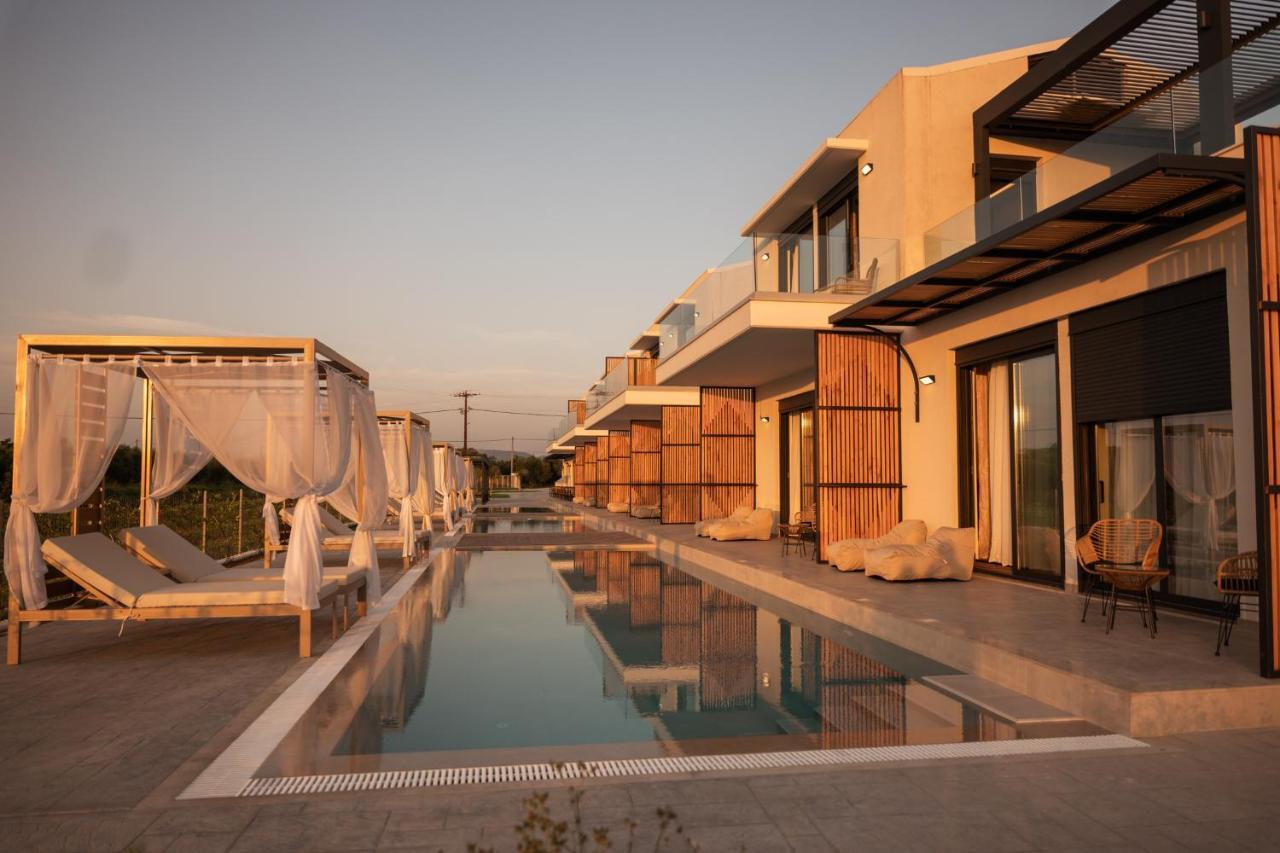 Salt Boutique Hotel Palouki Екстериор снимка