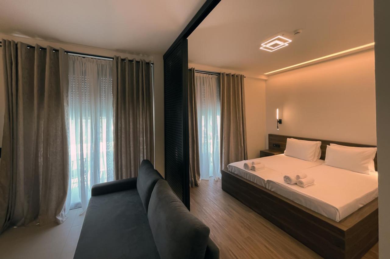 Salt Boutique Hotel Palouki Екстериор снимка